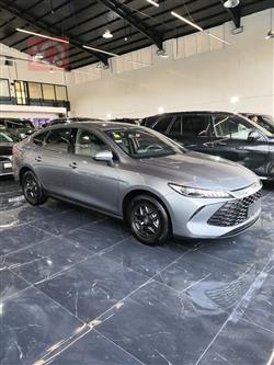 بی وای دی Qin Plus